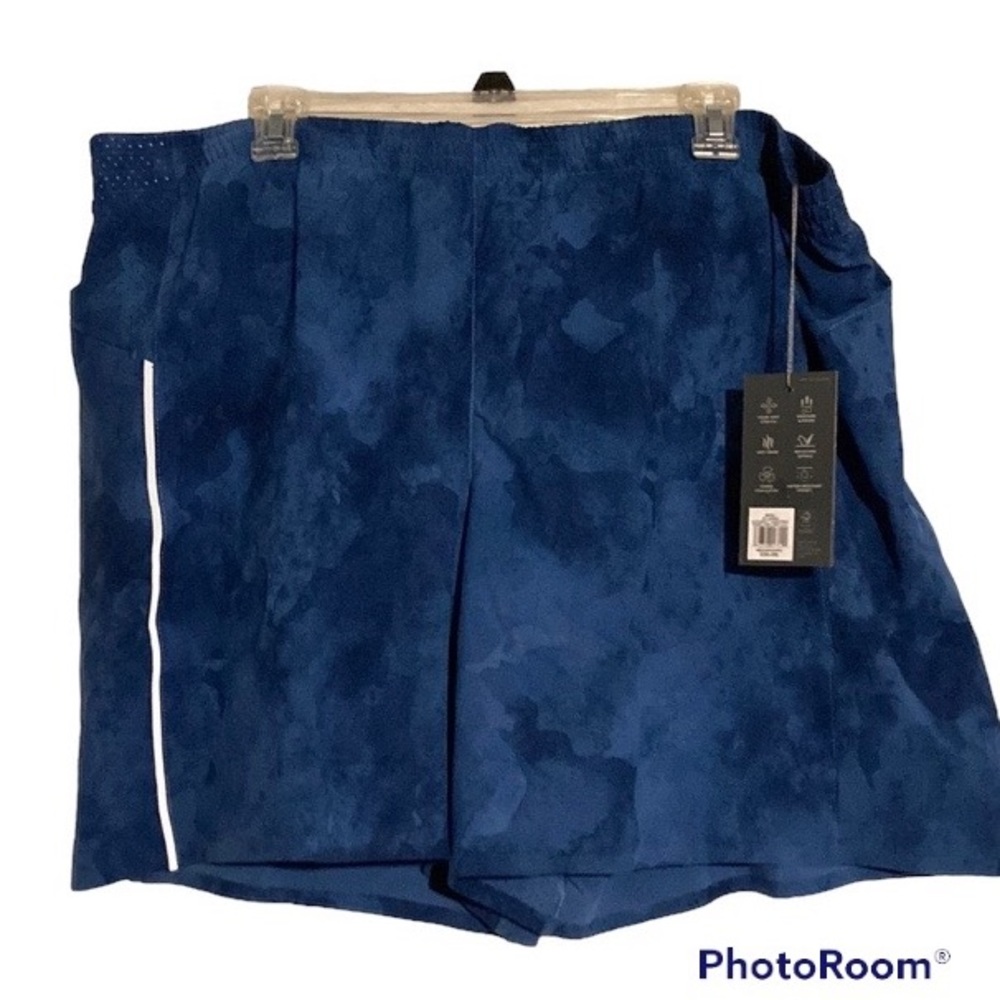 NWT VRST Men’s Shorts
